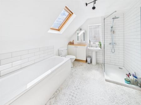 Large Family Bathroom