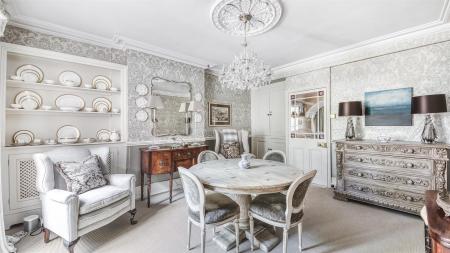 Elegant Dining Room