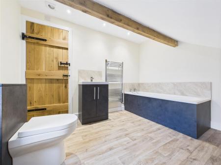 Large Family Bathroom
