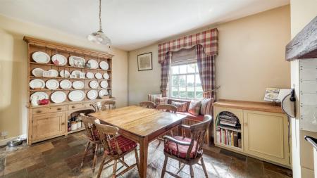Farmhouse Kitchen/Dining Room
