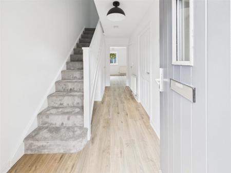 Nice Hallway With Storage And WC
