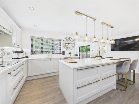 Open Plan Living / Dining Kitchen