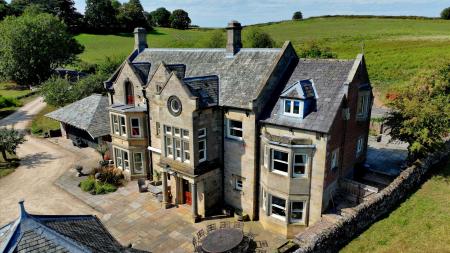 dji_fly_20250825_114630_558_1756123925689_aeb-comb