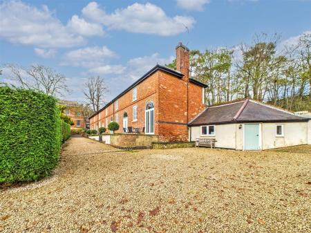 Meynell Cottages.jpg