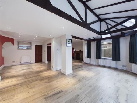 Principle Lounge