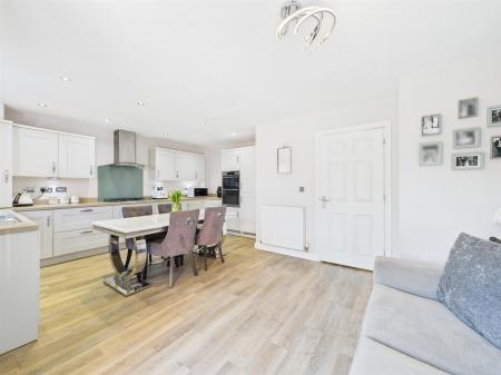 Open Plan Dining Kitchen
