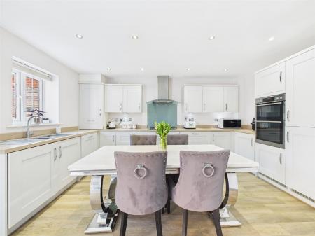 Open Plan Dining Kitchen