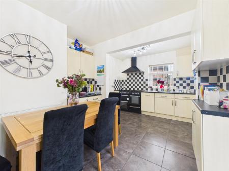 Dining Kitchen