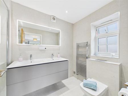 Superbly Appointed En-Suite Shower Room