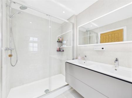 Superbly Appointed En-Suite Shower Room