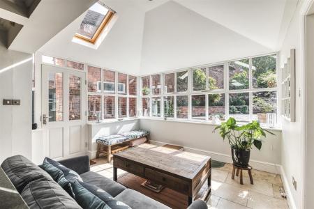 Dining/Living Kitchen