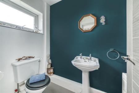 Fitted Guest Cloakroom