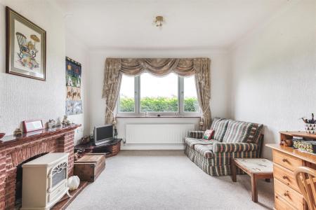 Snug / Potential Bedroom