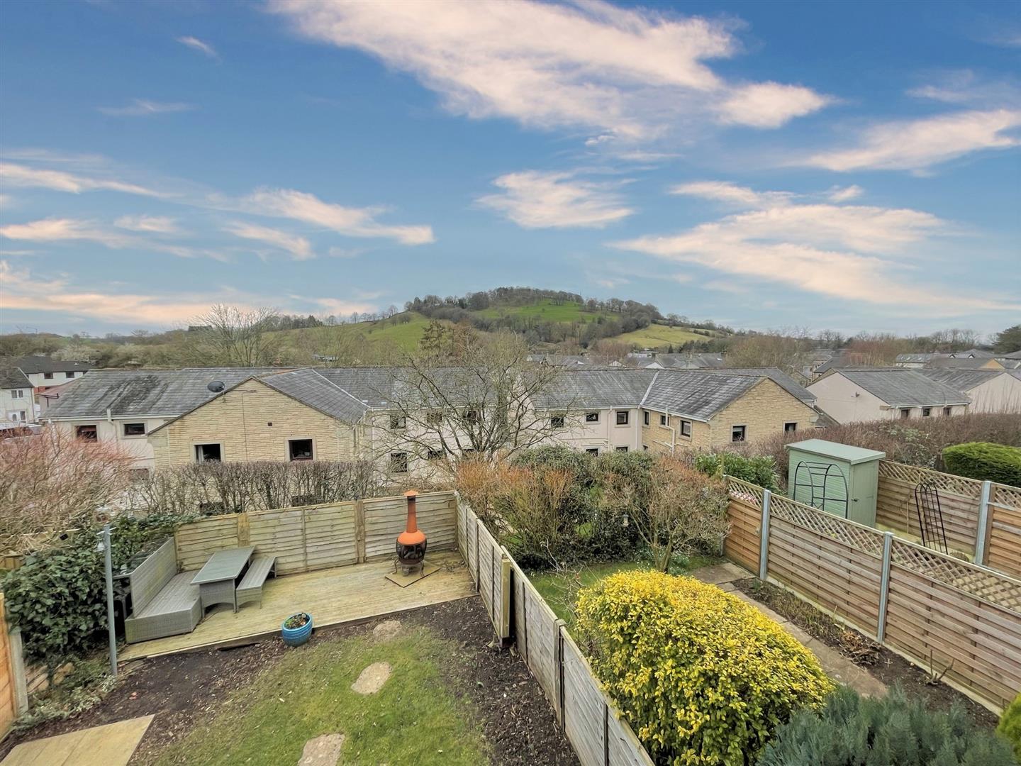 2 bedroom End of Terrace House for sale in Whalley