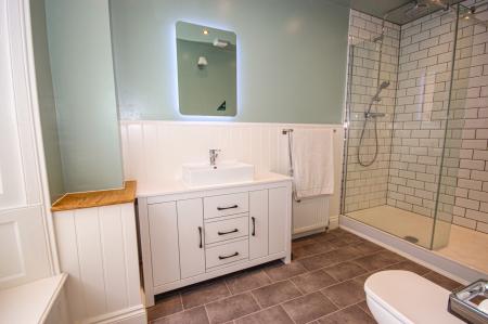 Ensuite To Master Be