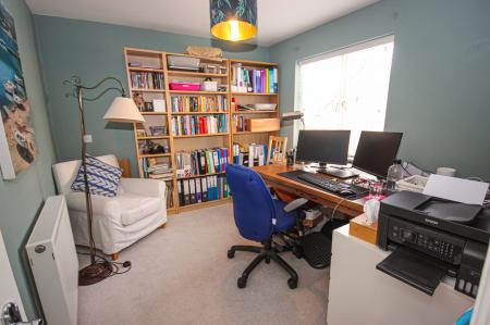 Bedroom4/Study