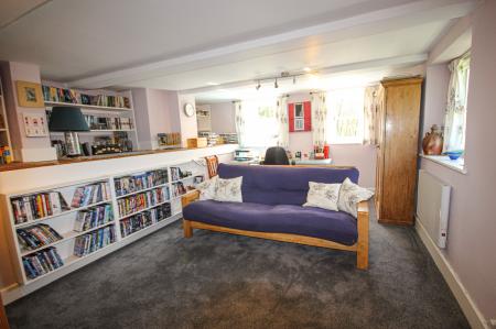 Photo 43