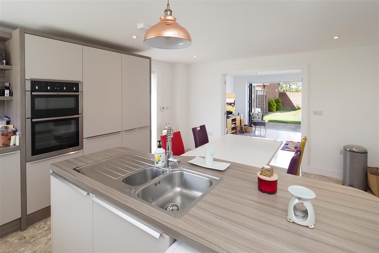 3 bedroom Detached House for sale in Hawkinge