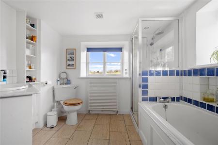 Ensuite Bathroom