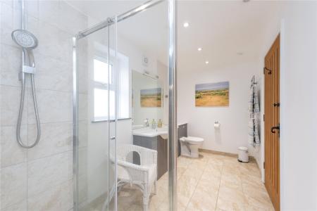 Jack & Jill Bathroom