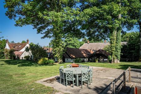 Gardens & Property