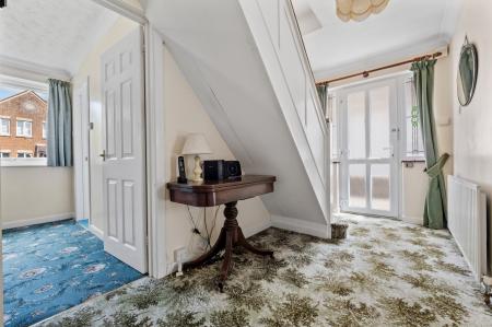 Bright & Airy