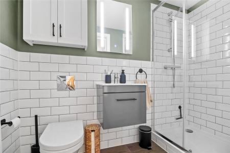 Ensuite Shower Room