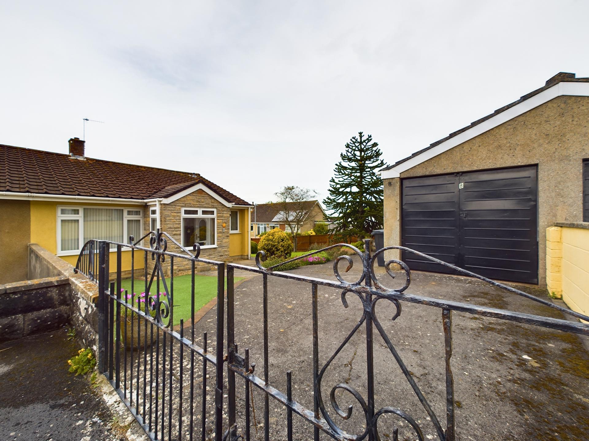 2 bedroom Bungalow for sale in WestonsuperMare