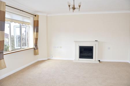 Lounge 1
