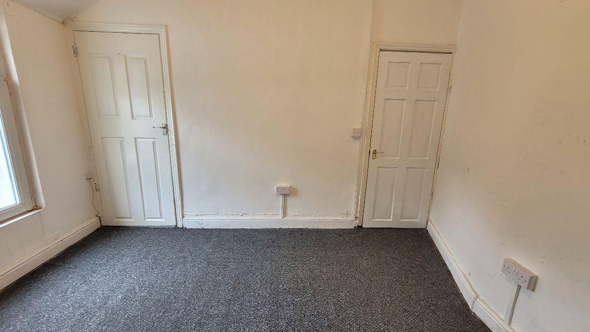 2 bedroom Terraced House for rent in Tredegar