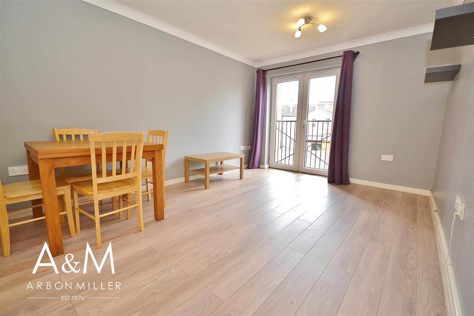 2 bedroom Flat for rent in Newbury Park