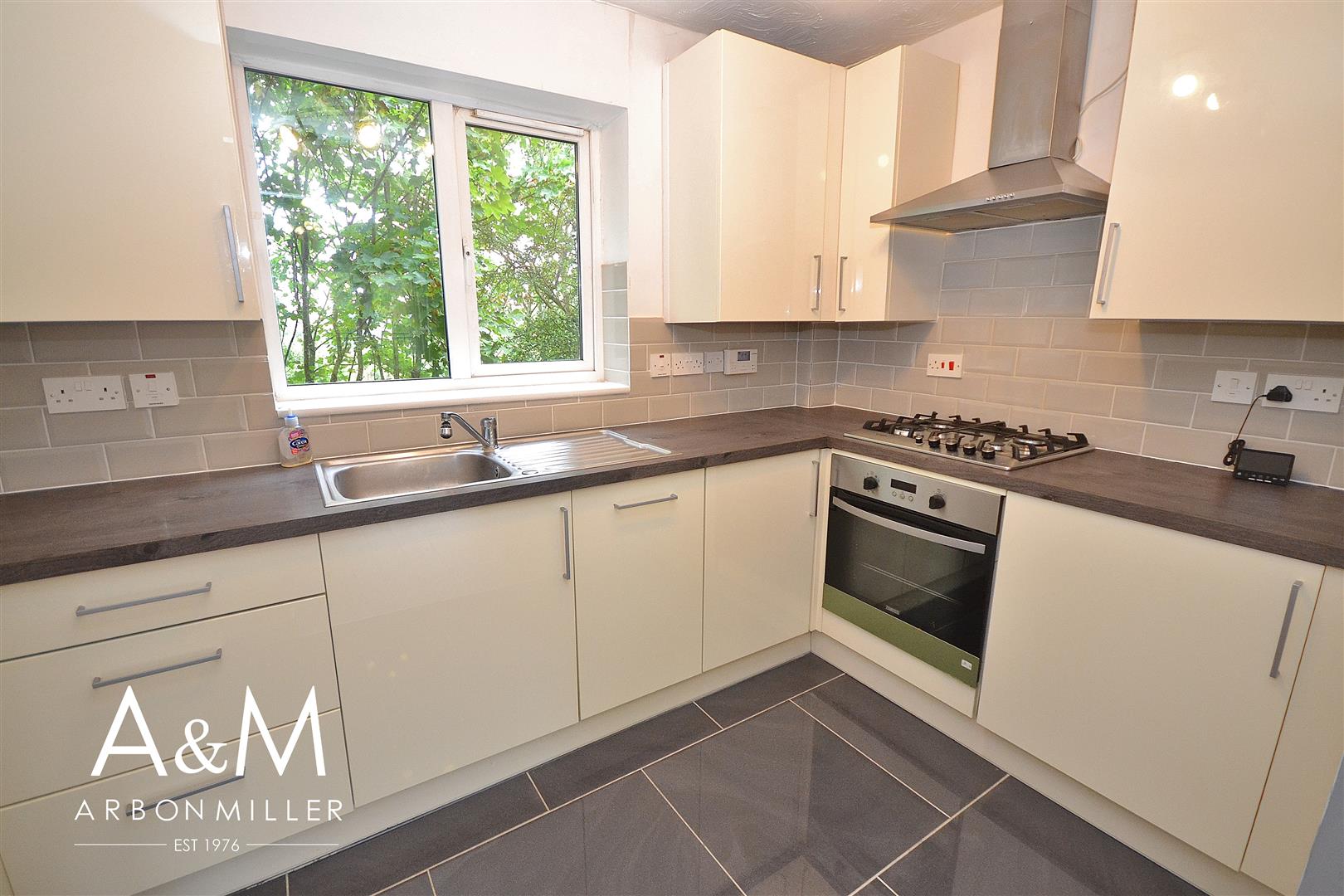 2 bedroom Flat for rent in Newbury Park