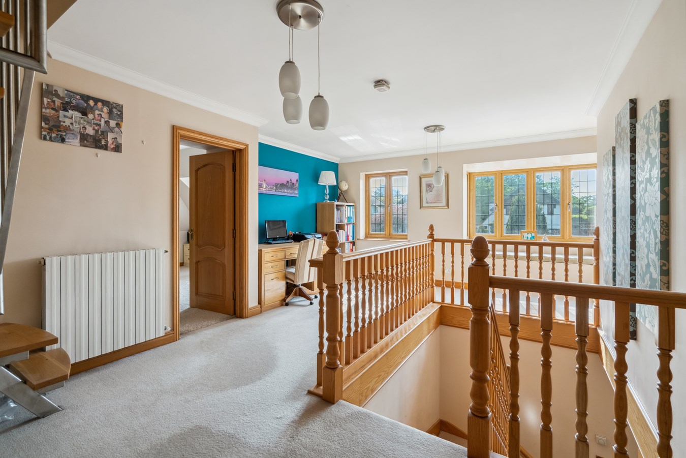 5 bedroom Detached House for sale in IVER