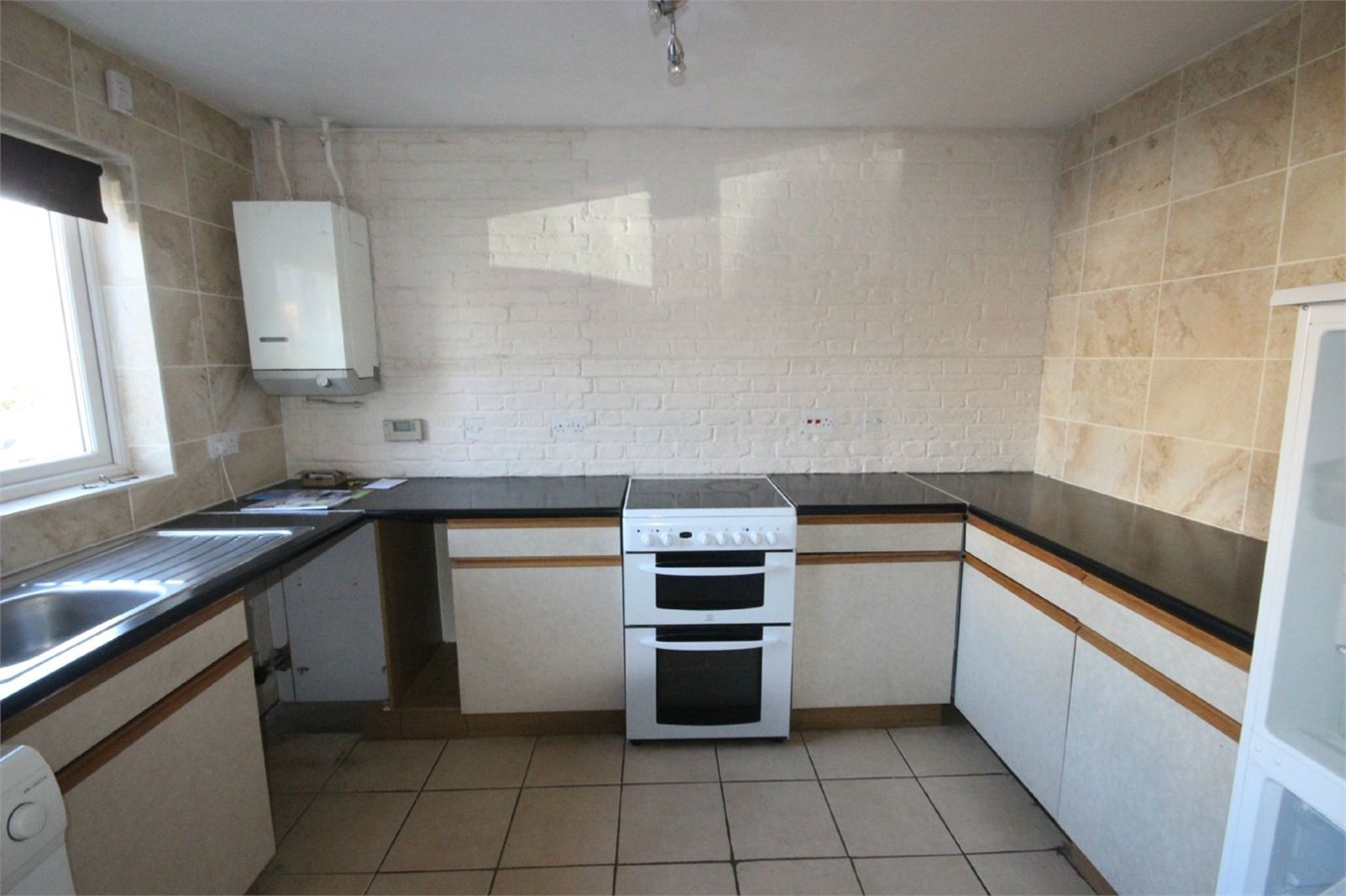 3 bedroom SemiDetached House for sale in Iver Heath