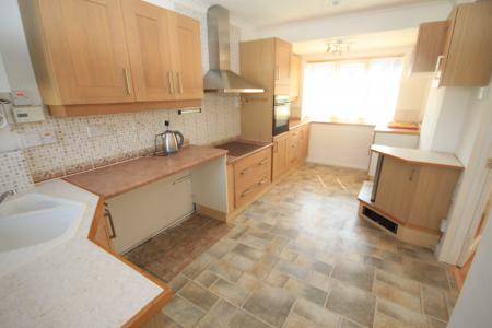 KITCHEN/ BREAKFAST ROOM