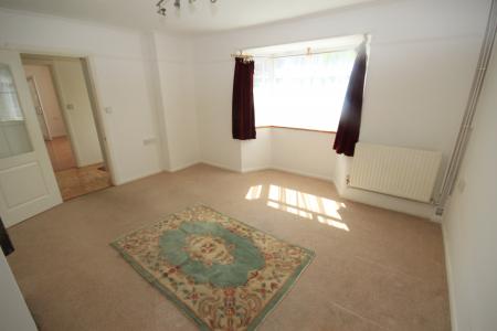 KITCHEN/ BREAKFAST ROOM