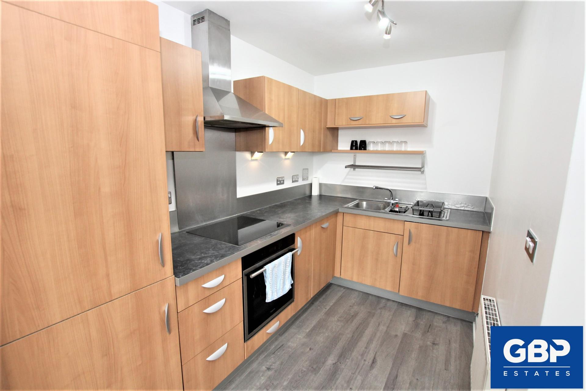 2 bedroom Apartment for rent in Romford
