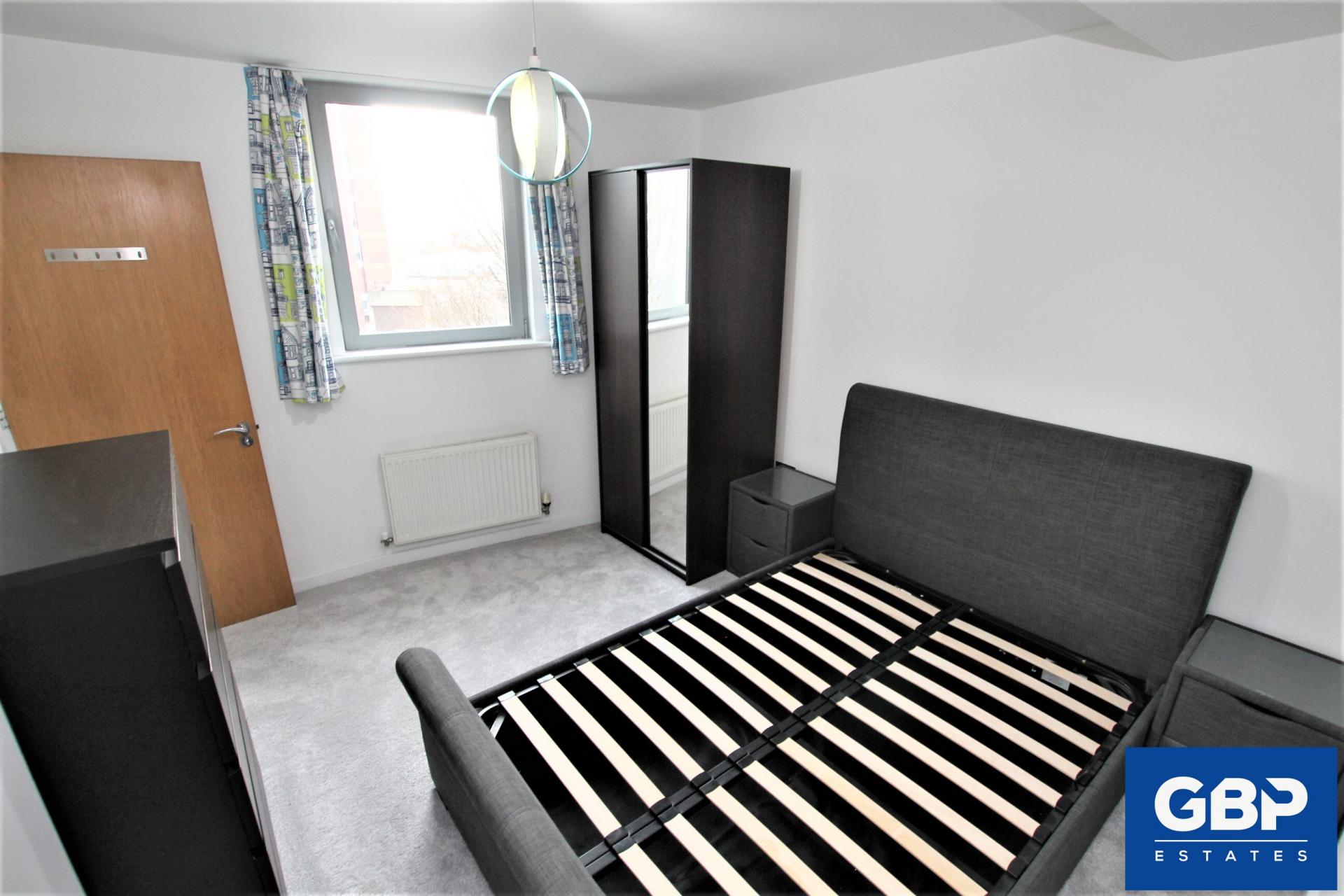 2 bedroom Apartment for rent in Romford