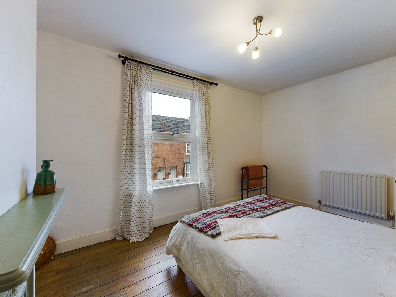 2 bedroom Terraced House for sale in Aylesbury