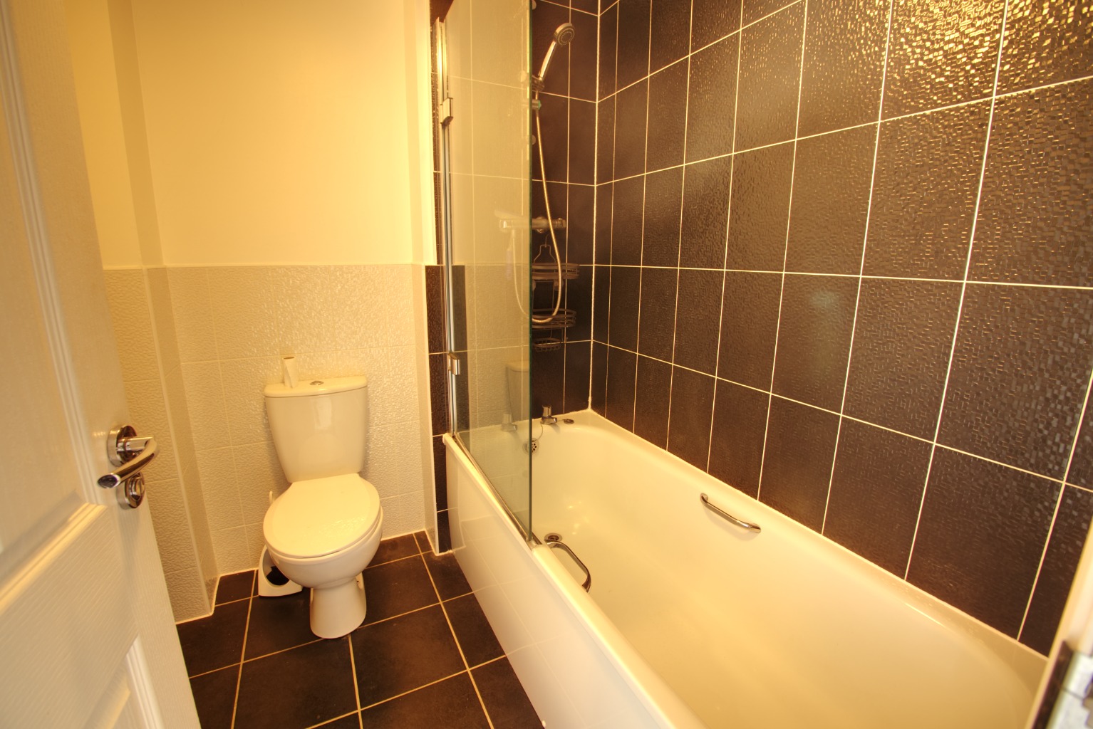 2 bedroom SemiDetached House for sale in Aylesbury