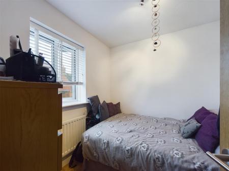 CAM01291G0-PR0476-STILL005.jpg