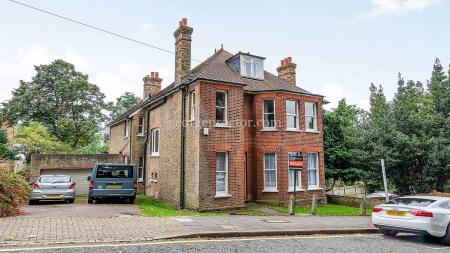 6 Bedroom Detached House For Sale In Bromley