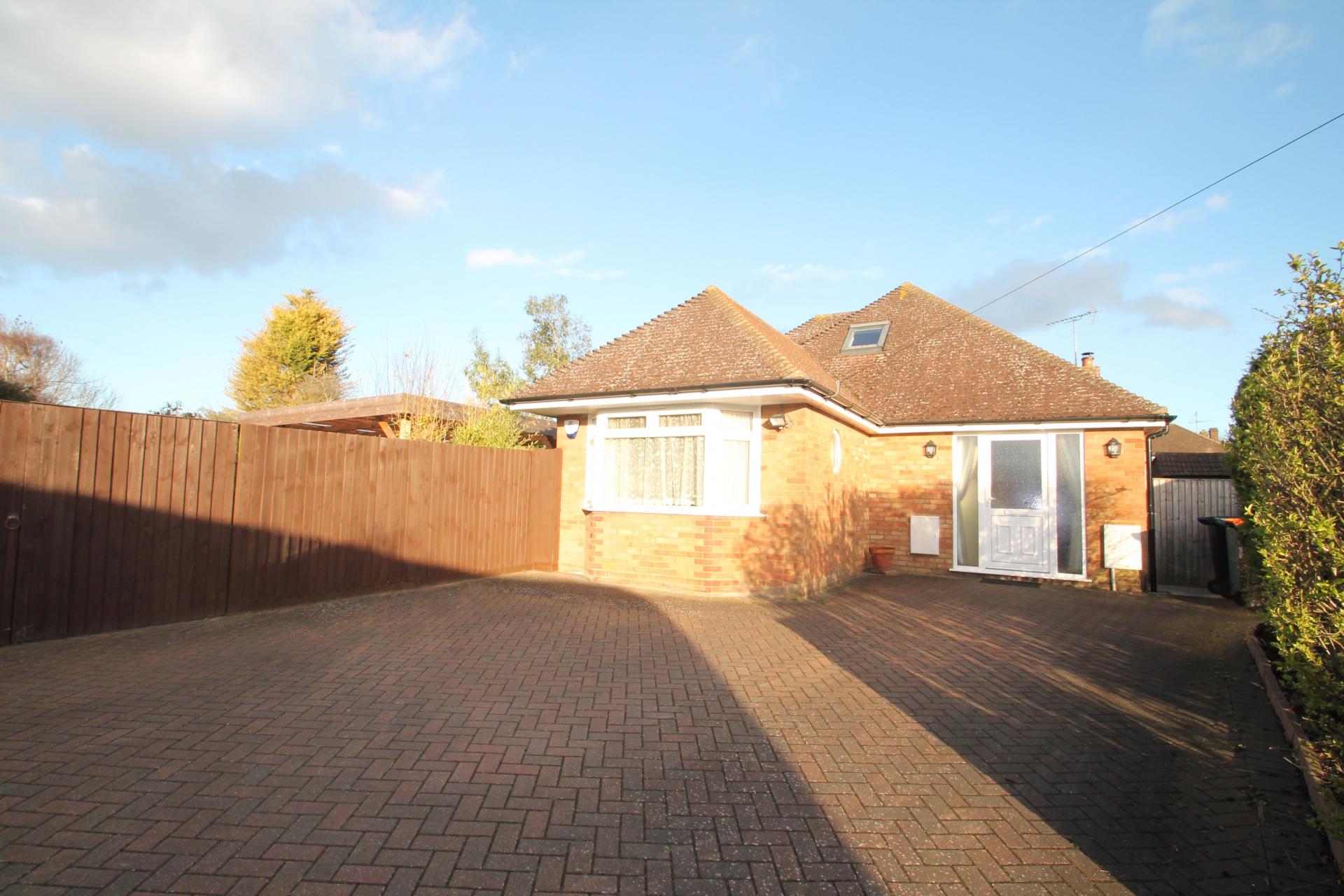 4 bedroom Bungalow for sale in Dunstable