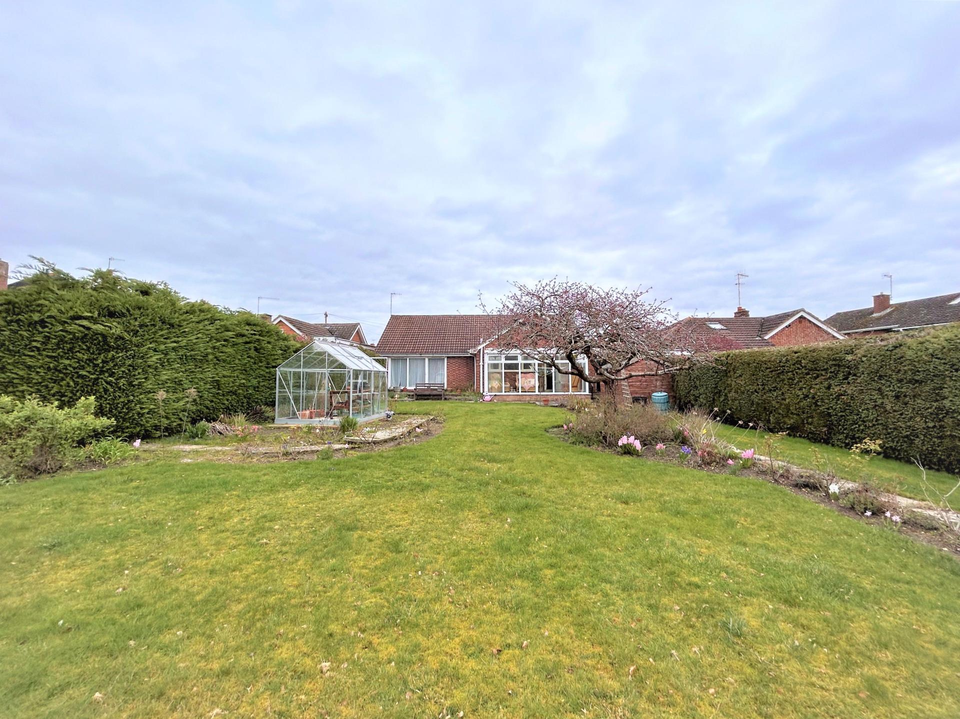 3 bedroom Bungalow for sale in Pershore