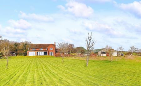Broad Hill, Defford