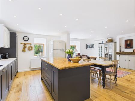 Kitchen 3