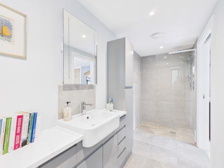 Bed Two ensuite