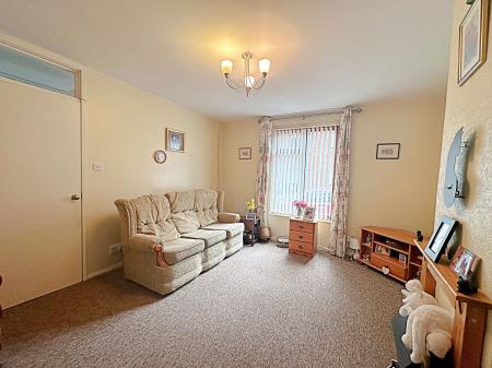 Lounge 2