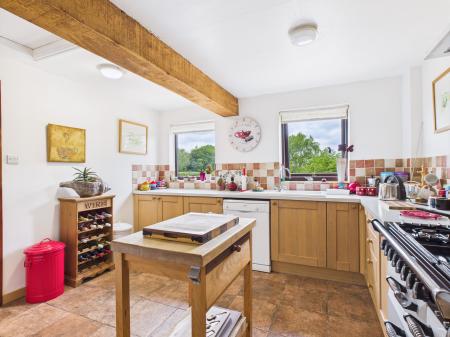 Kitchen 1