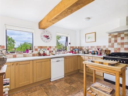 Kitchen 2